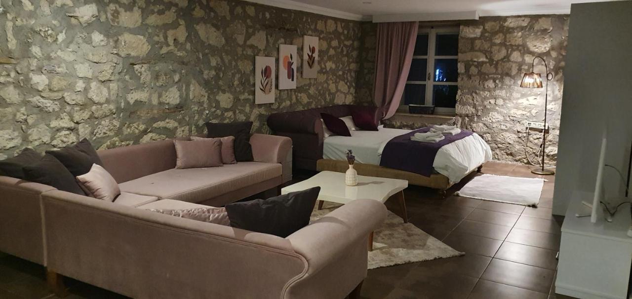 Leyla Suite Alaçatı Buitenkant foto